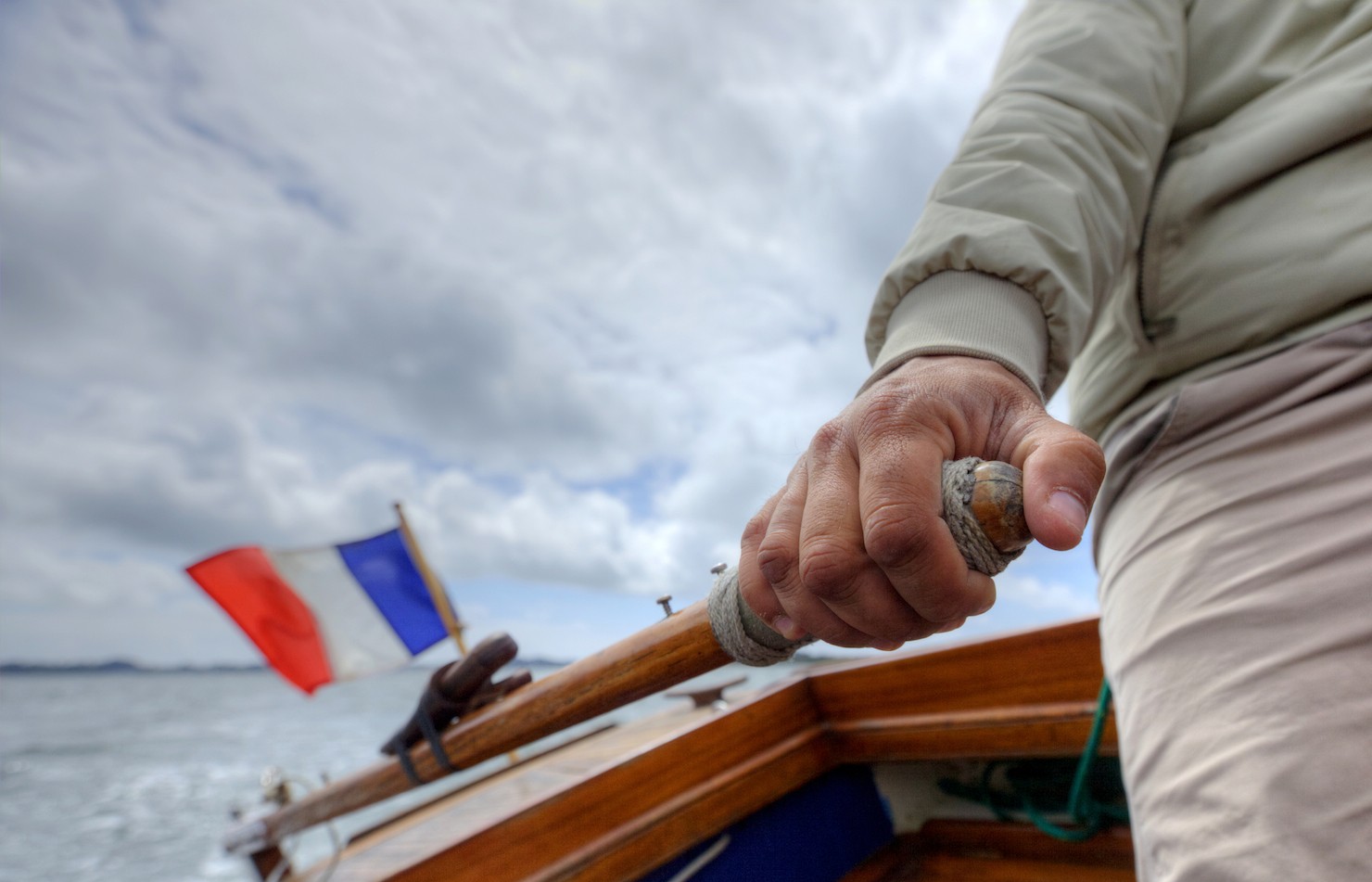 BÈlouga, Breton, Brittany, Golfe du Morbihan, Gulf's Week, Gwenva, Morbihan, Semaine du Golfe du Morbihan, boat, color, competition, corporate, event, france, fun, gulf, heritage, horizontal, islands, landscape, marine, maritime, nautical, navigation, ocean, onboard, outdoor, race, racing, racing yacht, sail, sailboat, sailing, sailing maritime heritage, sailor, sea, shoreline, tradition, water, wooden boat, yacht, yachting, yachtman, yachtmen