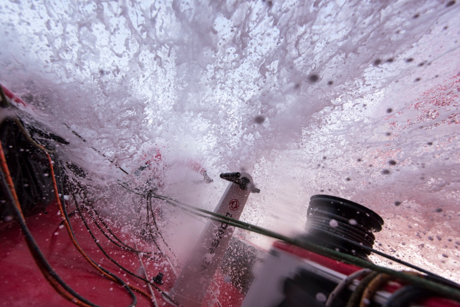 2014-15, Dongfeng Race Team, Leg6, OBR, VOR, Volvo Ocean Race, onboard, Liu Xue, Black, splash, wet