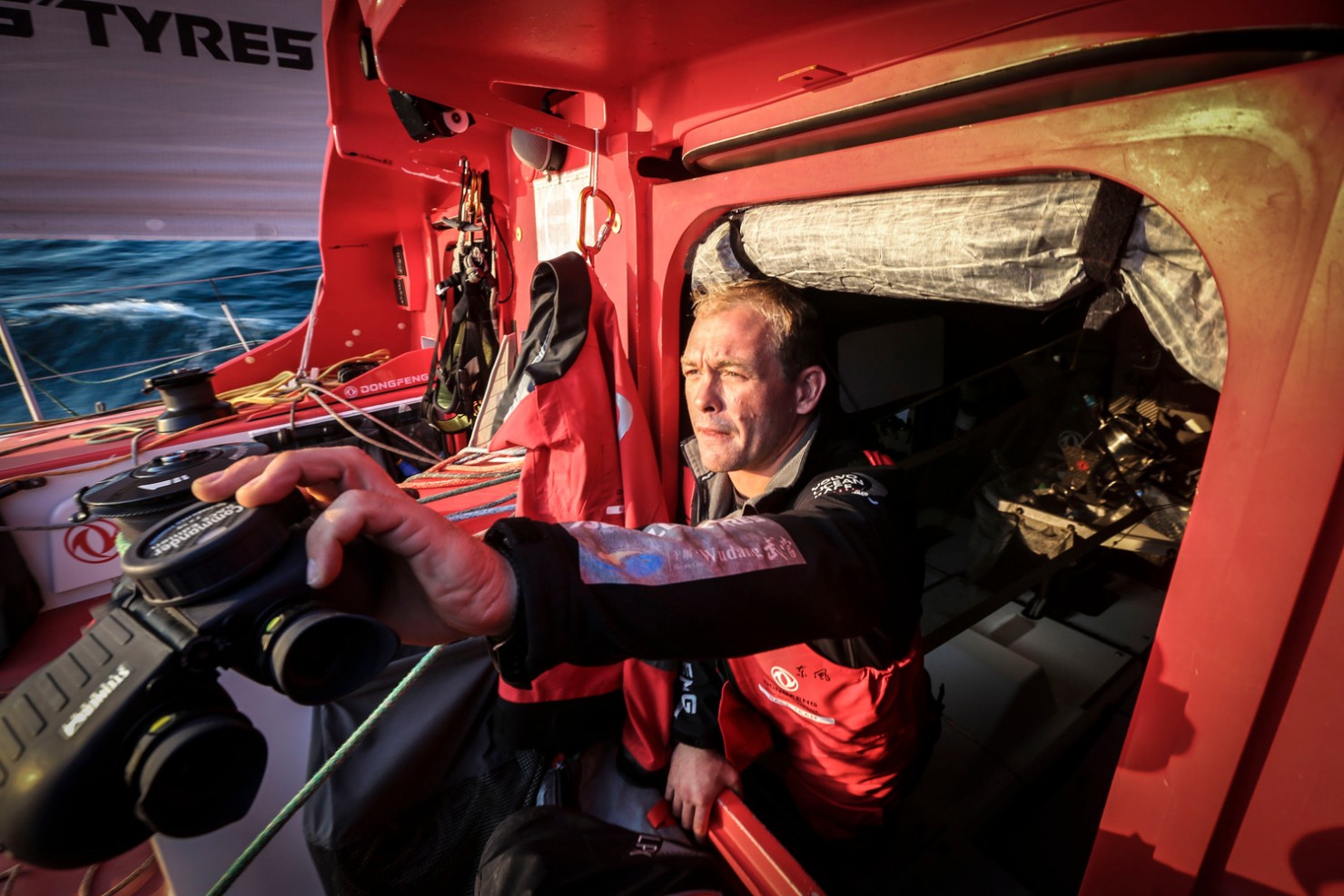 2014-15, Dongfeng Race Team, Leg7, OBR, VOR, Volvo Ocean Race, onboard, Kevin Escoffier, binoculars