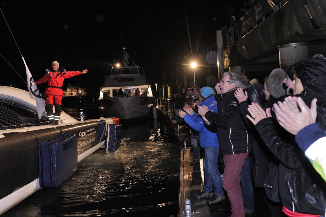 multicoque, multihull, novembre, tentative, maxitri, voile, equipage, crew, team