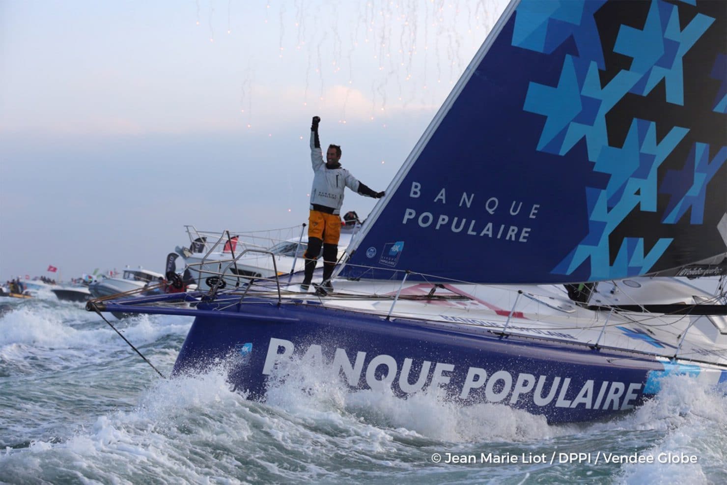voile, tour du monde, finish, arrivée, solitaire, solo, race, course, vainqueur