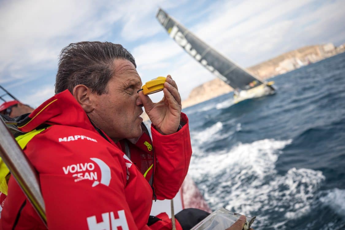 2017-18, Alicante-Lisbon, Detail, Joan Vila, Leg 01, MAPFRE, Navigator, On board, On-board, compass, handbearing compass, start, 2017-18|Leg 01, 2017-18|Leg 01|start, 2017-18|MAPFRE, 2017-18|MAPFRE|Navigator|Joan Vila, 2017-18|On-board, 2017-18|On-board|Detail|compass|handbearing compass