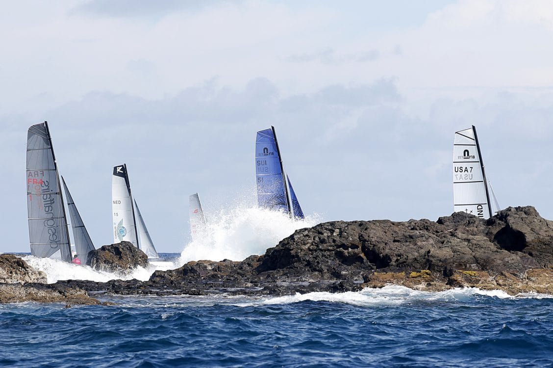 7 (ALAMO : ERIC LE BOUEDEC - JEAN-RICHARD MINARDI)(SUI 51), 34 (TRADEWIND AVIATION : TODD RICCARDI - IAN LIBERTY)(USA 7), 73 (DESIGN AFFAIRS OO1 : PIERRE LE CLAINCHE - ANTOINE JOUBERT)(FRA 1)