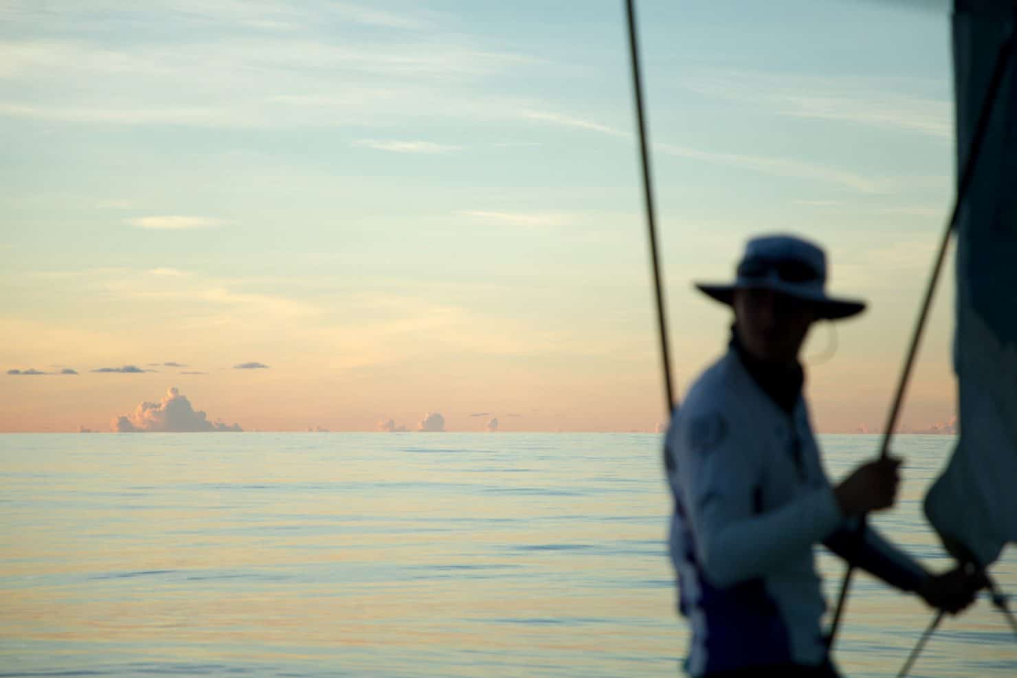 Leg 4,Action,Doldrums,strategy,Sailing