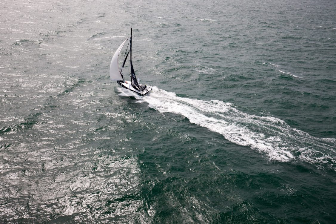 voiles, course au large, class 40, 151, plan manuard 2017, mach 40 evolution, eymerick chappellier, arthur le vaillant, association aina, jacques vabre, banque image, aerienne, helicoptere, ile de re, les baleineaux
